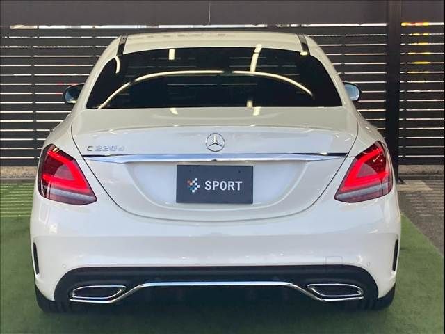 MERCEDES BENZ C CLAS 2018 Image 31