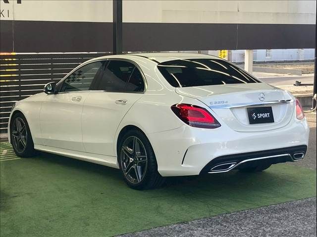 MERCEDES BENZ C CLAS 2018 Image 31