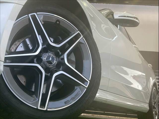 MERCEDES BENZ C CLAS 2018 Image 31