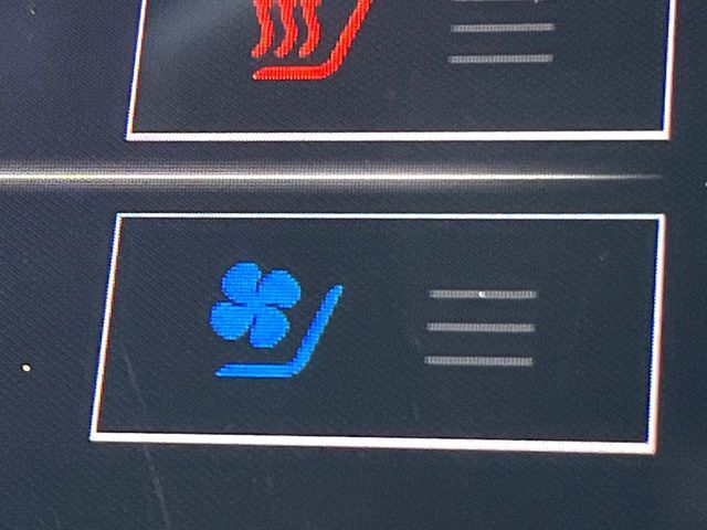 TOYOTA CROWN SEDAN HYBRID 2018 Image 31