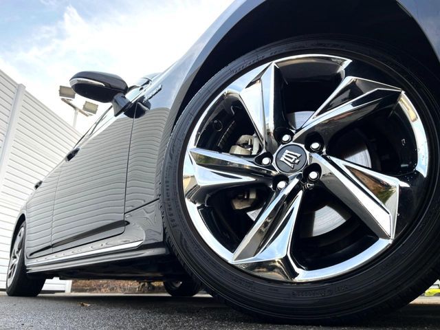 TOYOTA CROWN SEDAN HYBRID 2018 Image 31