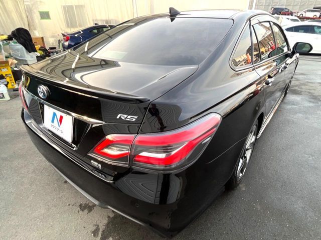 TOYOTA CROWN SEDAN HYBRID 2018 Image 31