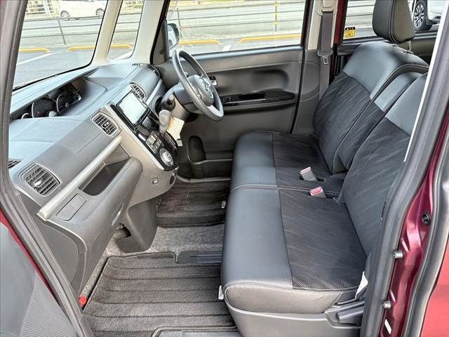 DAIHATSU TANTO CUSTOM 2017 Image 31