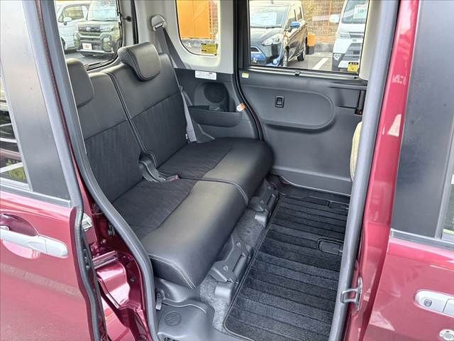 DAIHATSU TANTO CUSTOM 2017 Image 31