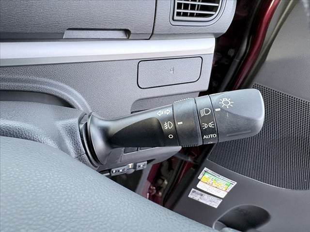 DAIHATSU TANTO CUSTOM 2017 Image 31