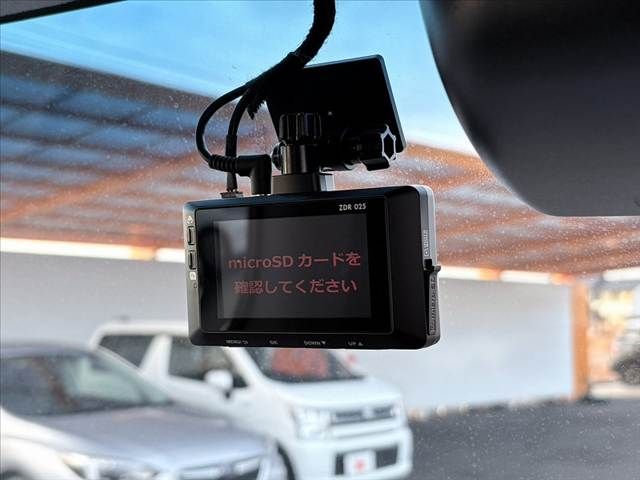 DAIHATSU TANTO CUSTOM 2017 Image 31