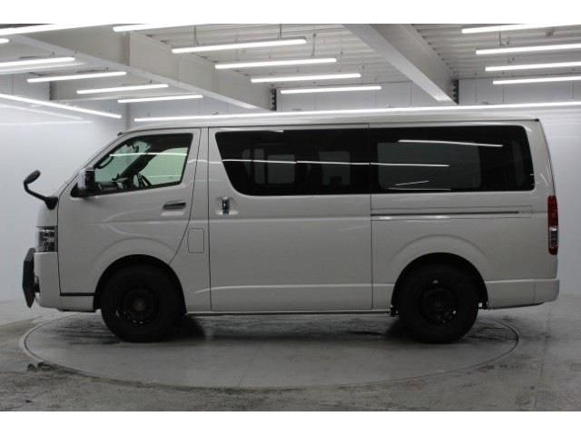 TOYOTA HIACE VAN 2WD 2020 Image 31
