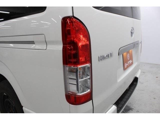 TOYOTA HIACE VAN 2WD 2020 Image 31