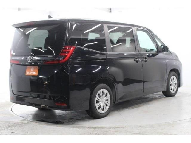 TOYOTA NOAH 2022 Image 31