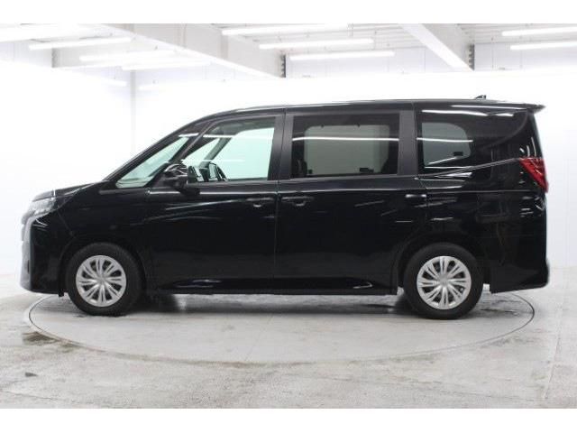 TOYOTA NOAH 2022 Image 31
