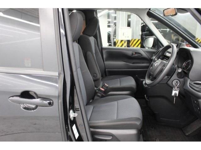 TOYOTA NOAH 2022 Image 31