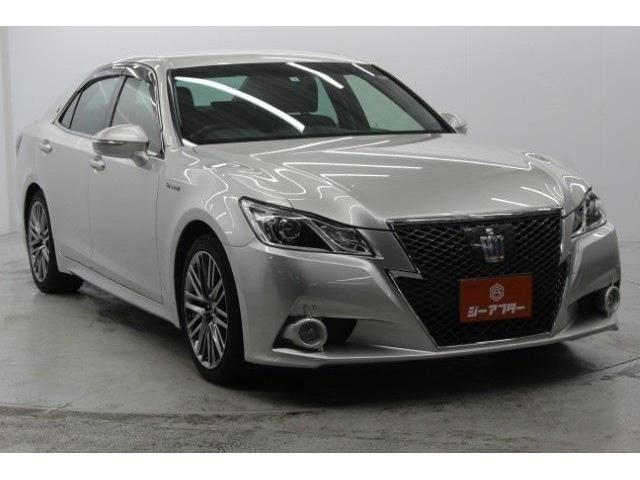 TOYOTA CROWN SEDAN HYBRID 2013 Image 31