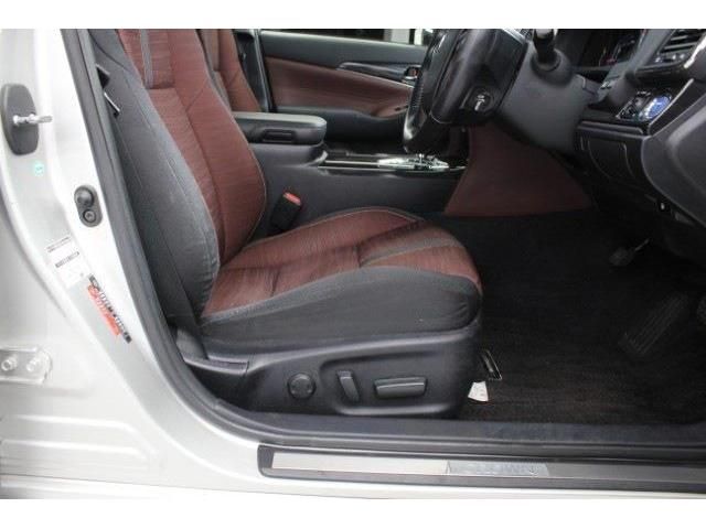 TOYOTA CROWN SEDAN HYBRID 2013 Image 31