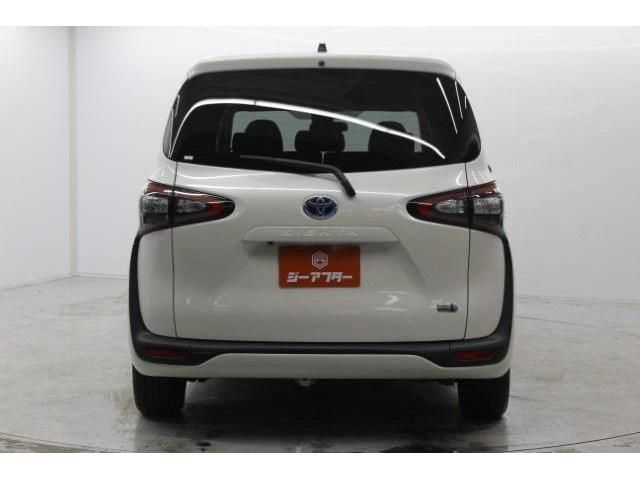 TOYOTA SIENTA HYBRID 2018 Image 31