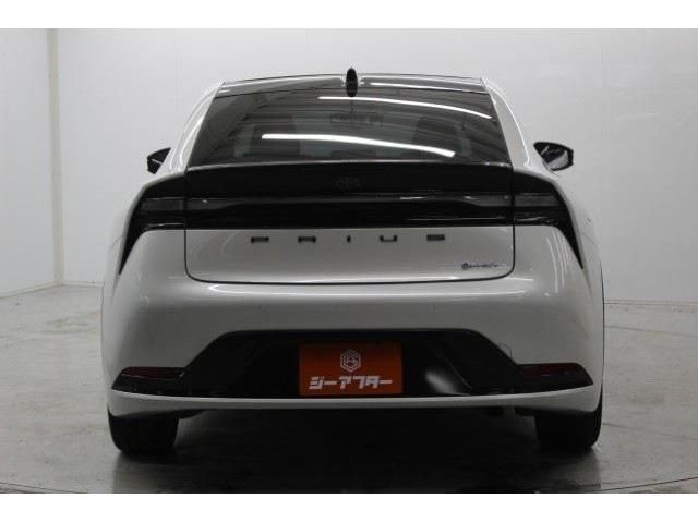 TOYOTA PRIUS PHV 2023 Image 31