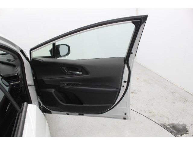 TOYOTA PRIUS PHV 2023 Image 31