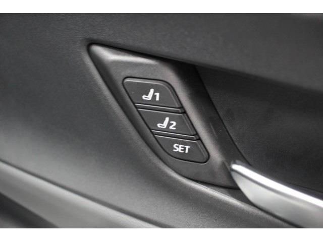 TOYOTA PRIUS PHV 2023 Image 31