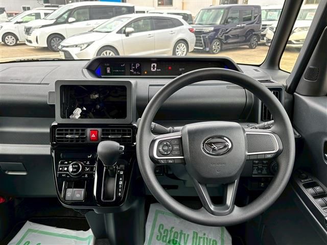 DAIHATSU TANTO CUSTOM 2024 Image 31