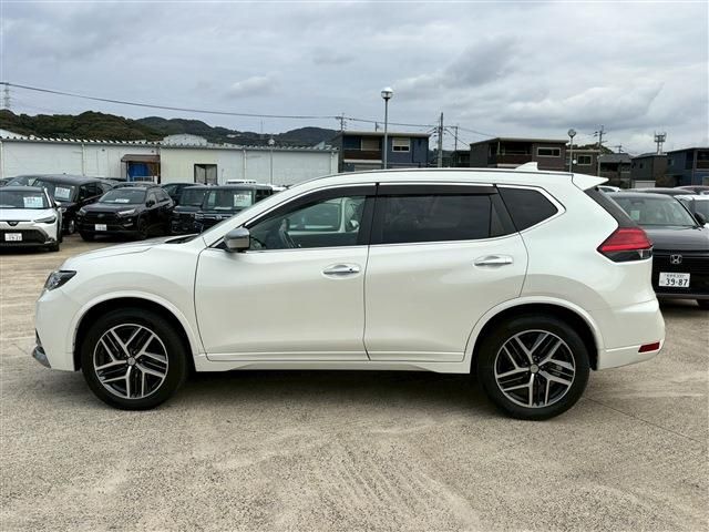 NISSAN X-TRAIL 2WD 2018 Image 31
