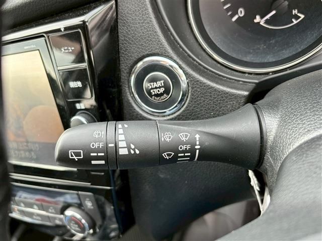 NISSAN X-TRAIL 2WD 2018 Image 31