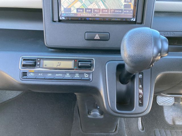 SUZUKI WAGON R 2018 Image 31