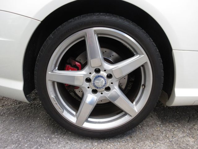 MERCEDES BENZ SL CLA 2012 Image 31