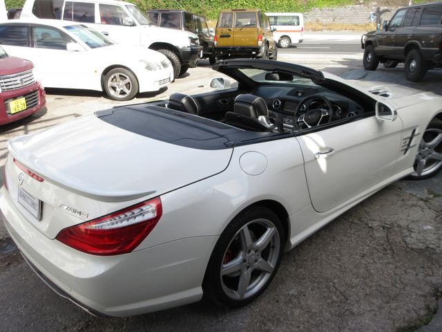 MERCEDES BENZ SL CLA 2012 Image 31