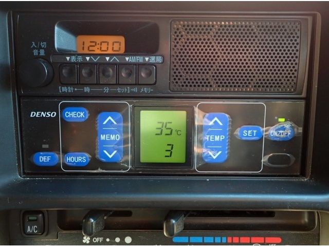 DAIHATSU HIJET TRUCK 2014 Image 31