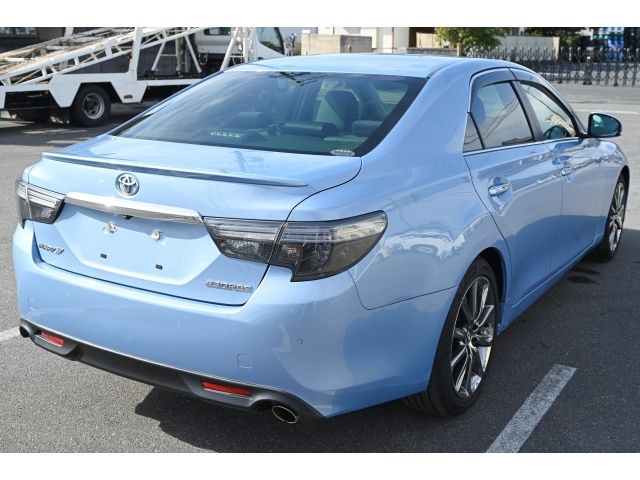 TOYOTA MARK X 2017 Image 31
