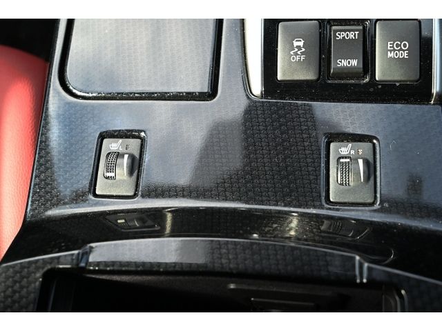 TOYOTA MARK X 2017 Image 31