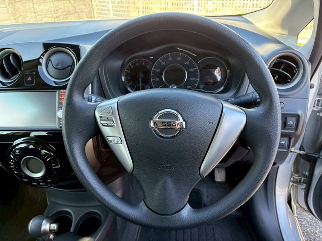 NISSAN NOTE 2015 Image 31