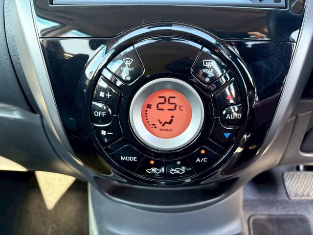 NISSAN NOTE 2015 Image 31