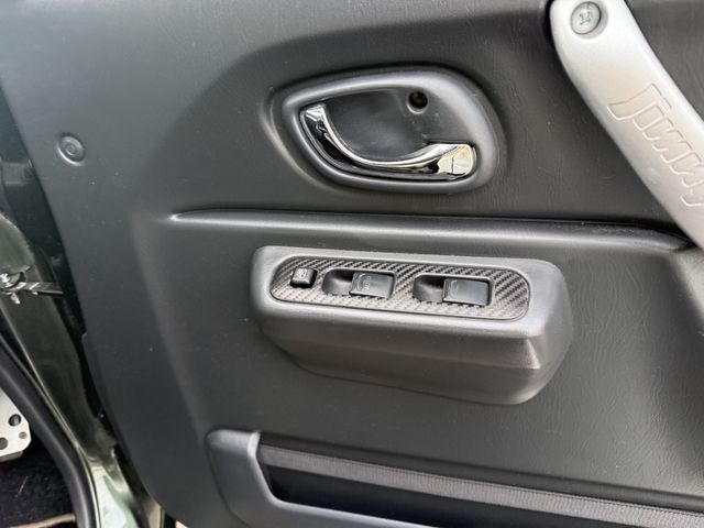 SUZUKI JIMNY 4WD 2016 Image 31