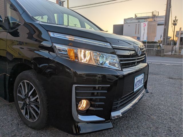 TOYOTA VOXY 2015 Image 31