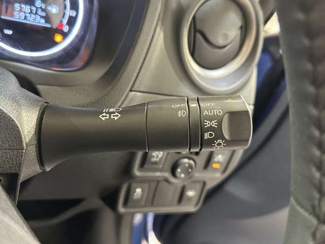 NISSAN NOTE 2015 Image 31