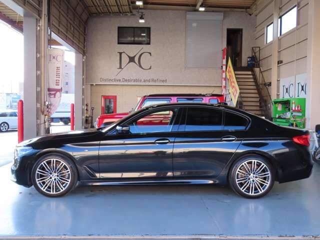 BMW 5SERIES SEDAN 2018 Image 31