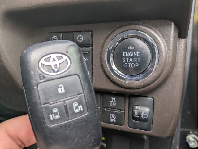 TOYOTA ROOMY 2020 Image 31