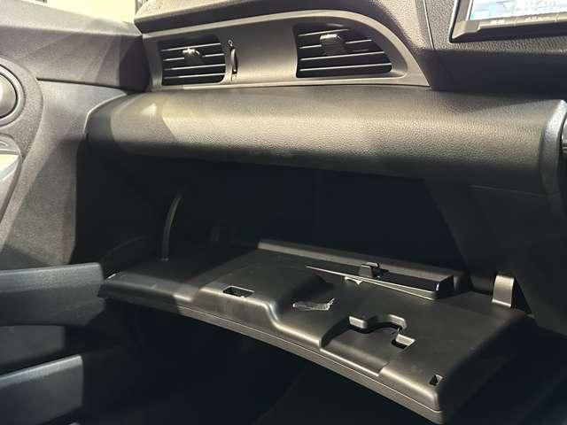 HONDA CR-Z 2012 Image 31