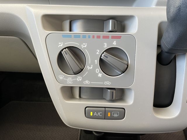 DAIHATSU MIRA E:S 2018 Image 31