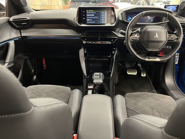 PEUGEOT E-2008 2022 Image 31