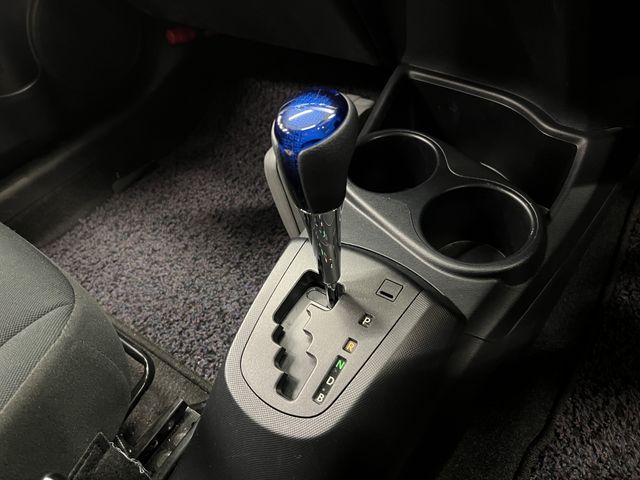 TOYOTA AQUA 2017 Image 31