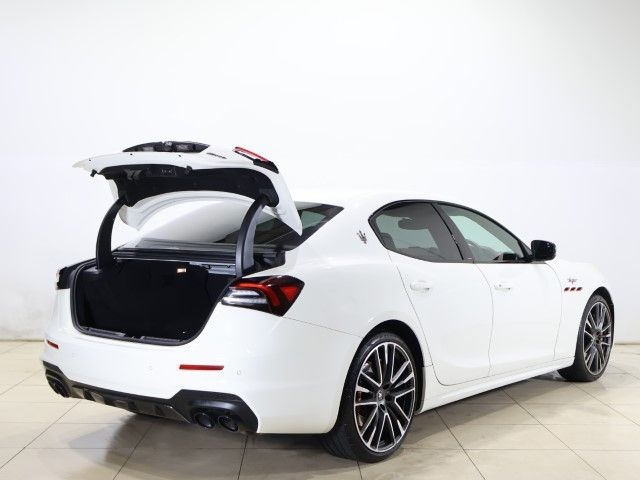 MASERATI GHIBLI SEDA 2022 Image 31