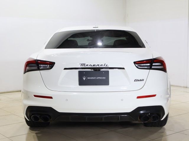 MASERATI GHIBLI SEDA 2022 Image 31
