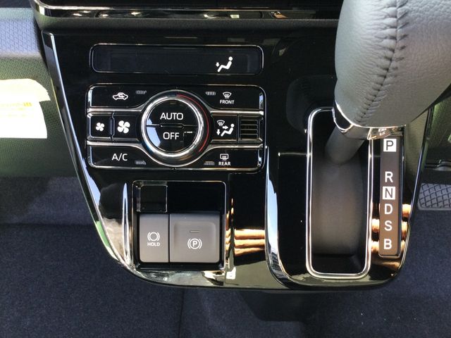 DAIHATSU TANTO CUSTOM 2025 Image 31