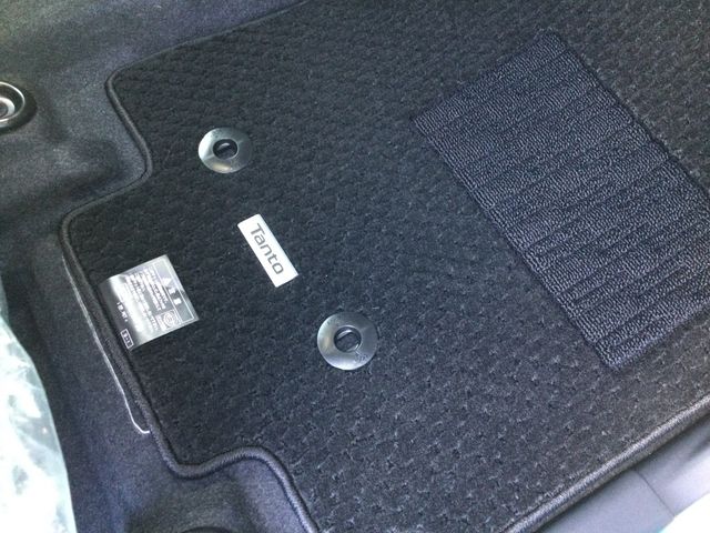 DAIHATSU TANTO CUSTOM 2025 Image 31