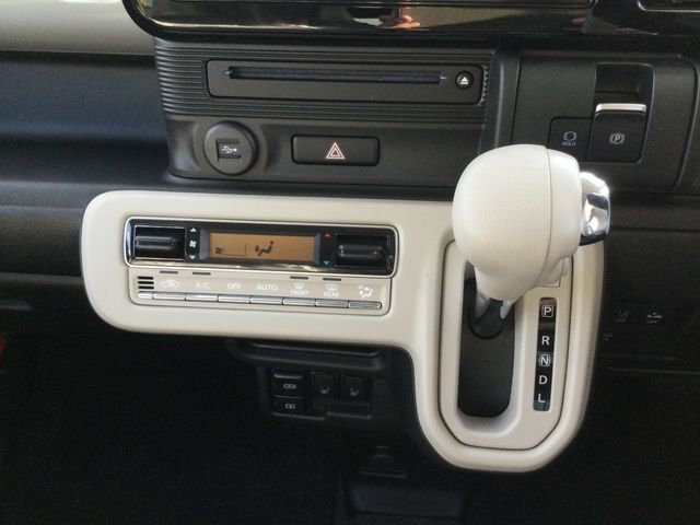 SUZUKI WAGON R SMILE 2024 Image 31