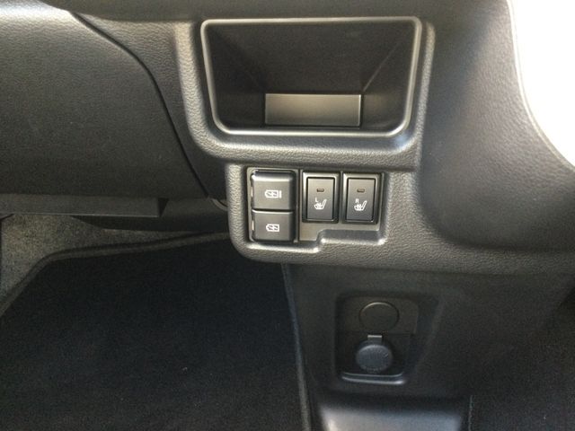 SUZUKI WAGON R SMILE 2024 Image 31