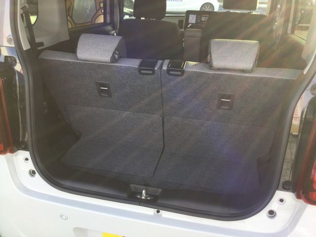 SUZUKI WAGON R SMILE 2024 Image 31