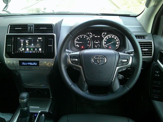 TOYOTA LANDCRUISER PRADO 2023 Image 31