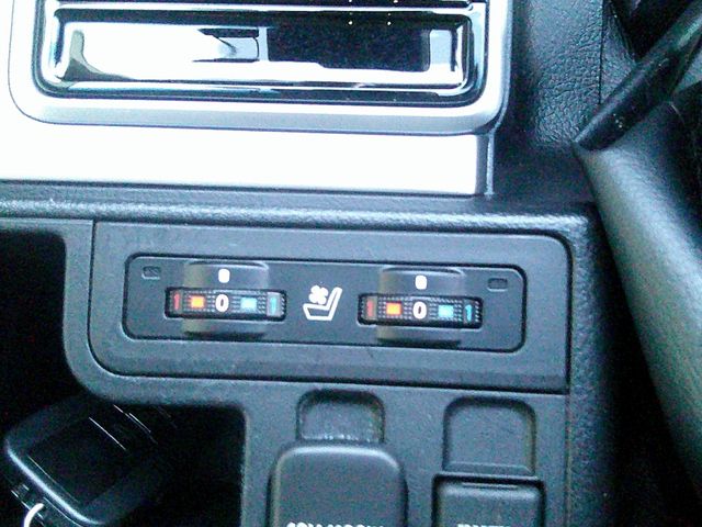 TOYOTA LANDCRUISER PRADO 2023 Image 31